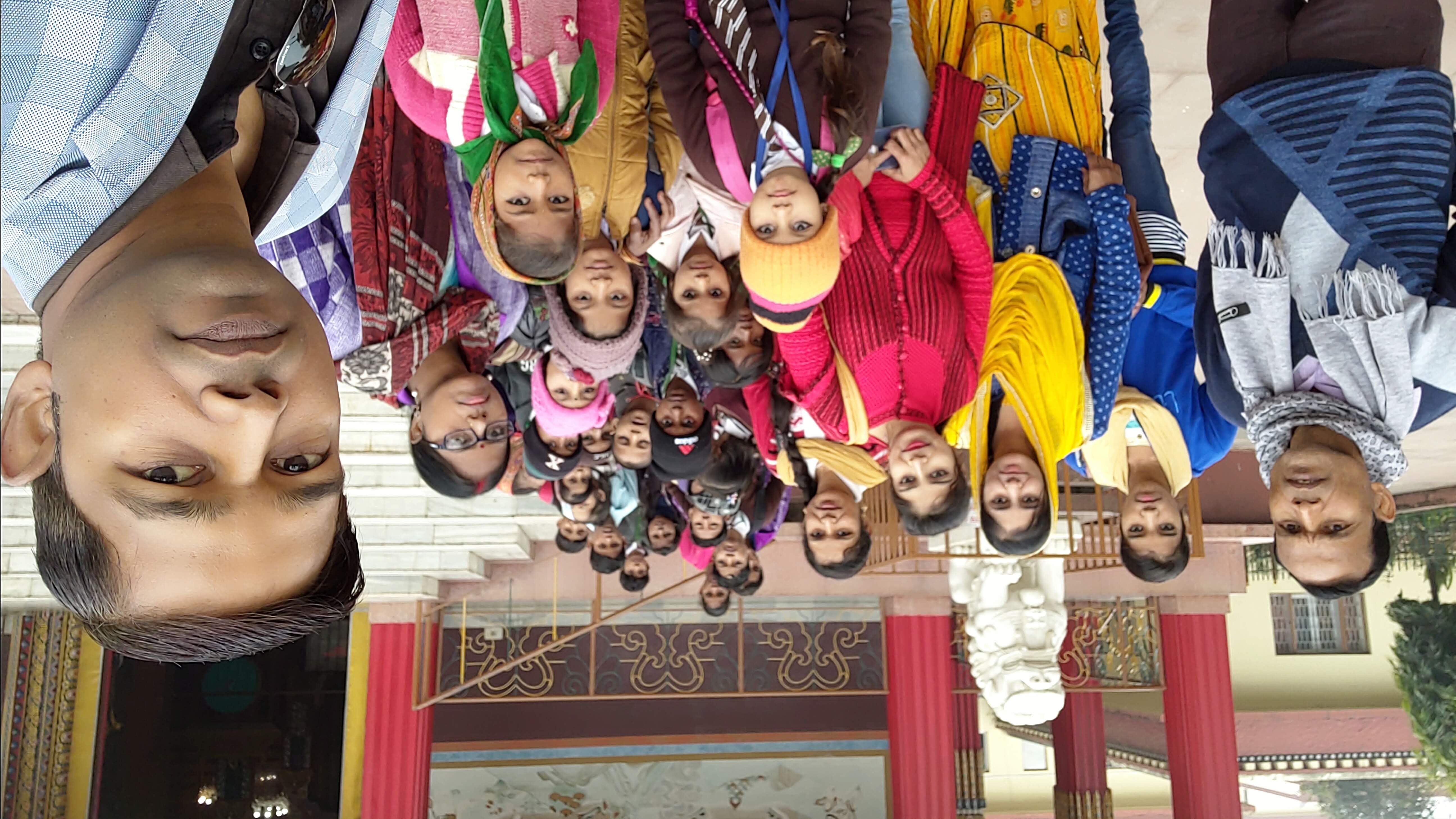 Petals Vallee School